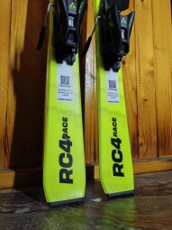 LYŽE FISCHER RC4 RACE JR 130CM --MODEL 2026--